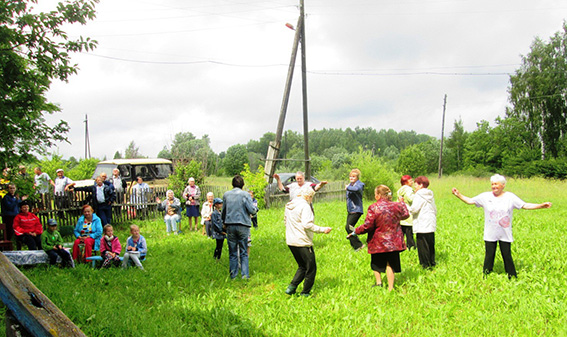 Погода в яшевке. Яшевка Village. Погода а село алаьаше на 10. Погода в село Чернаках. Погода в село Мейе.